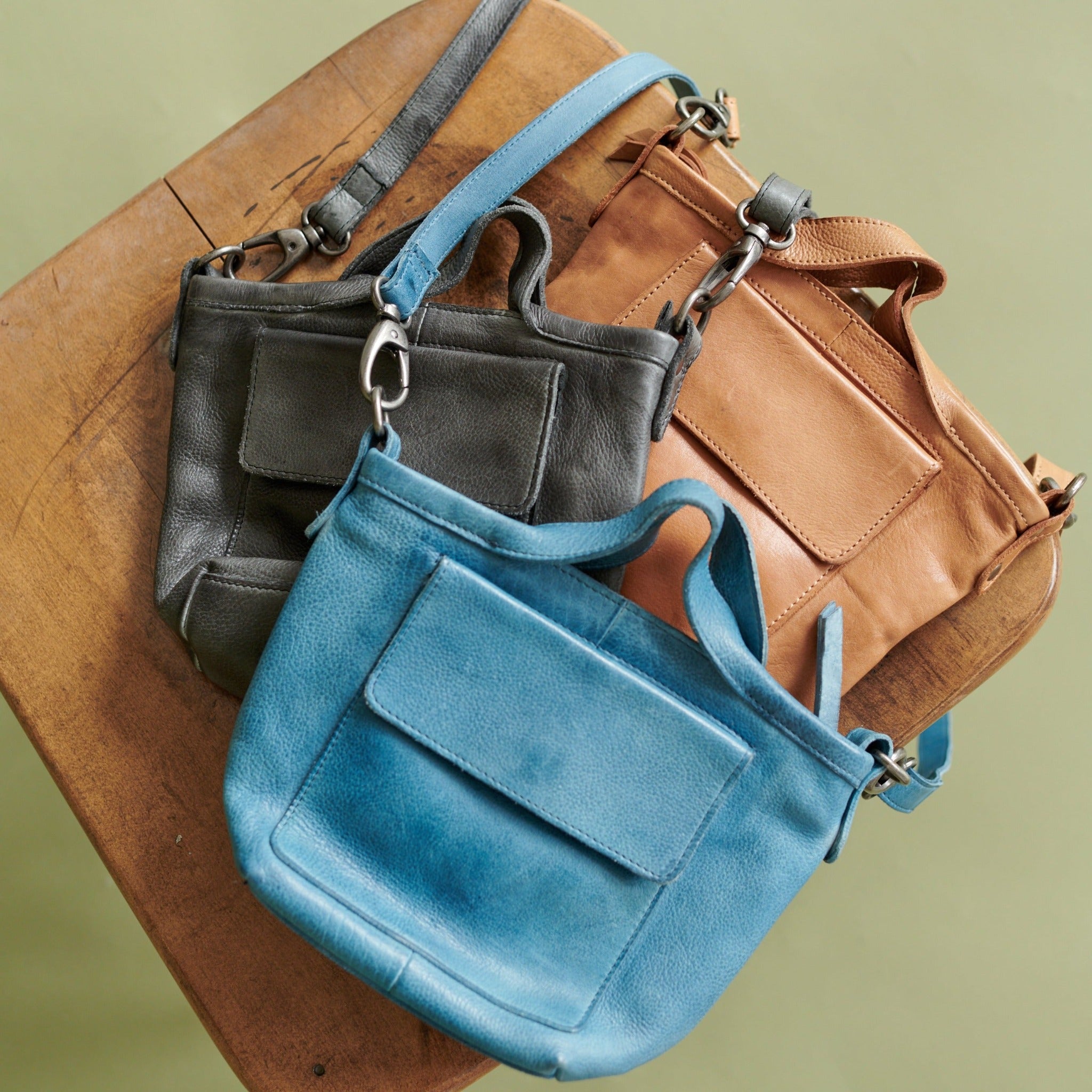 Mick Leather Crossbody