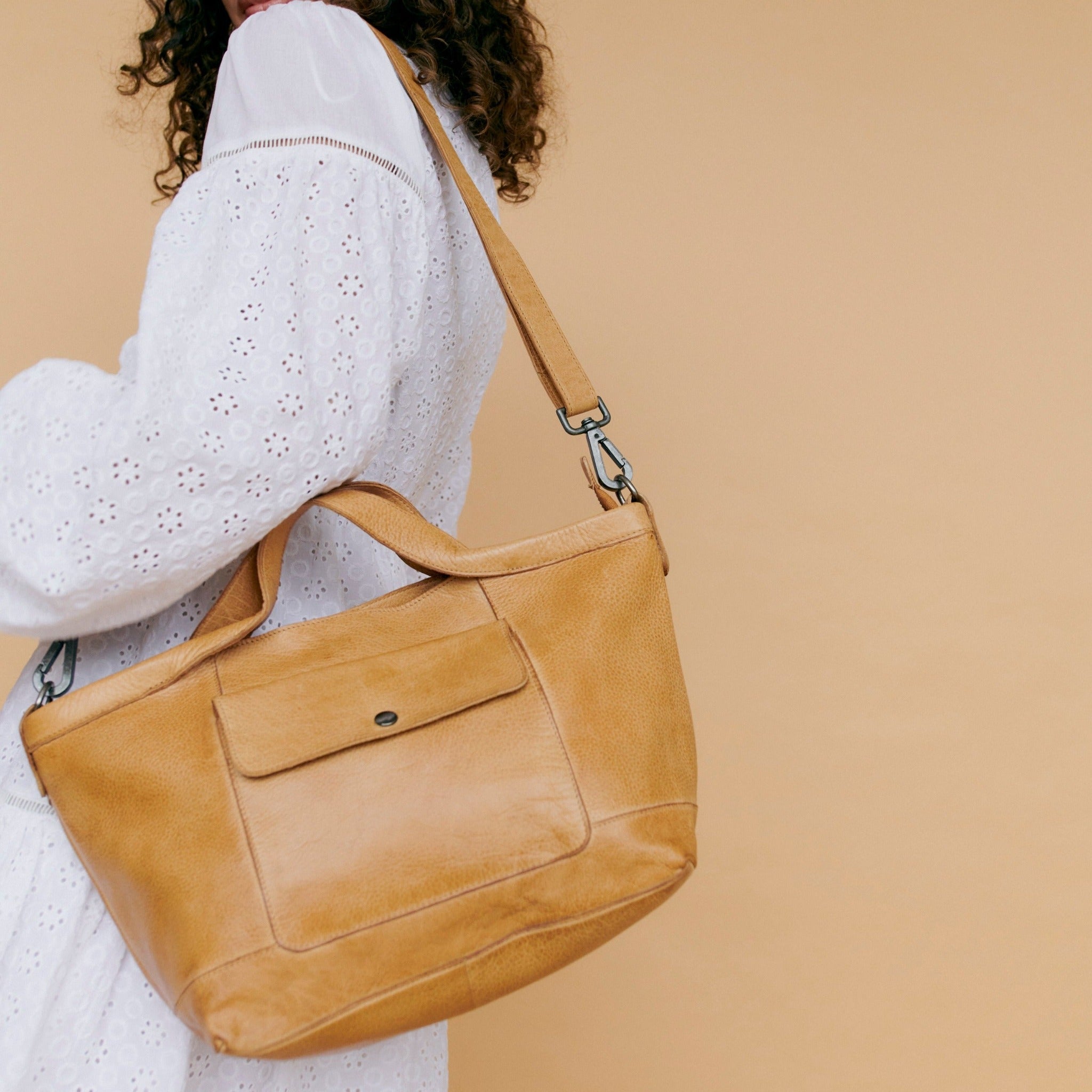 Claire Leather Tote/Crossbody