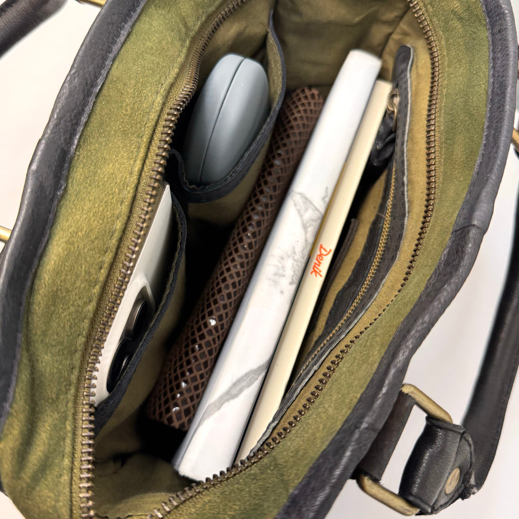 Caravan Leather Crossbody