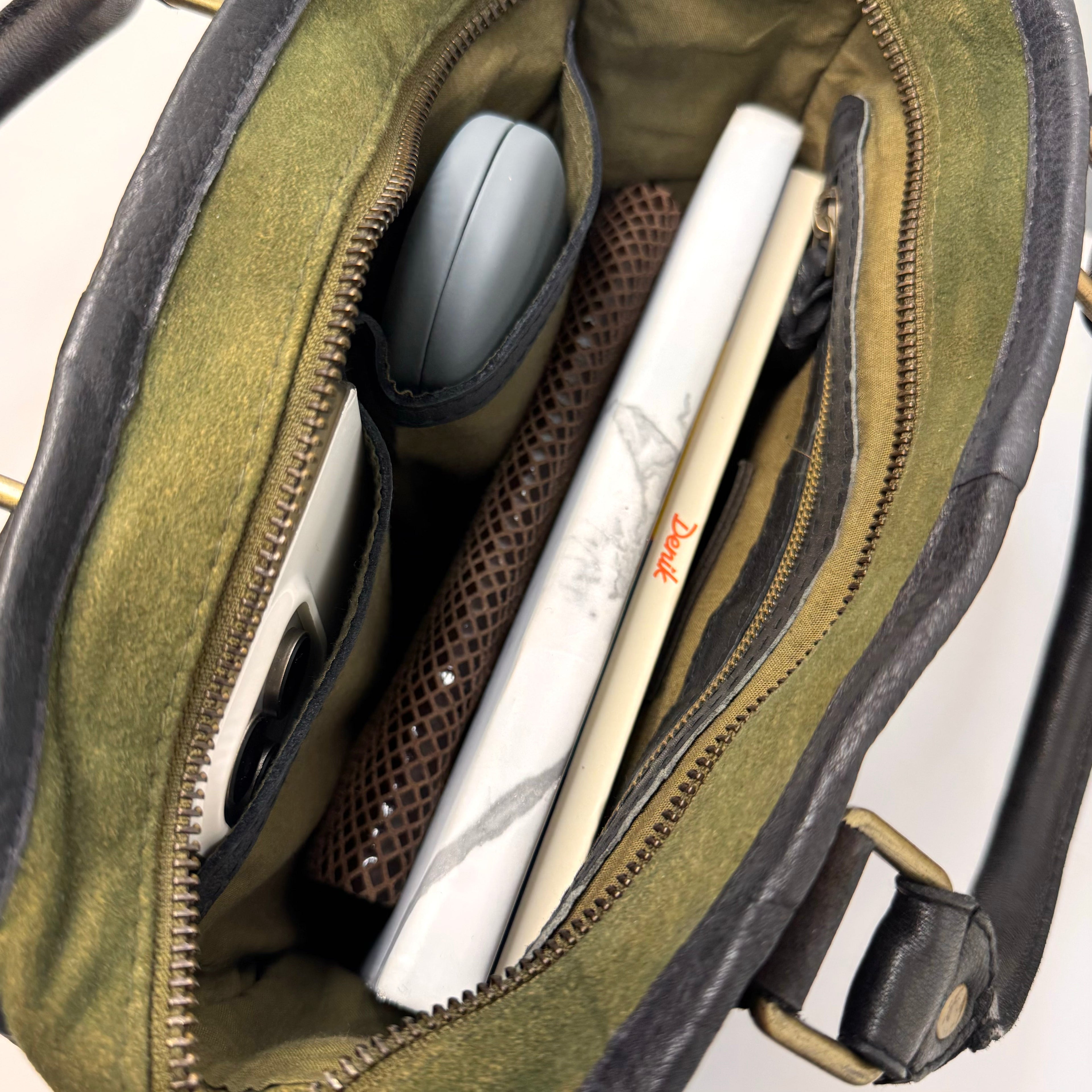 Caravan Leather Crossbody