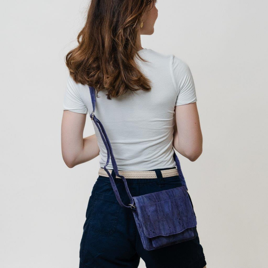 Kat Crossbody