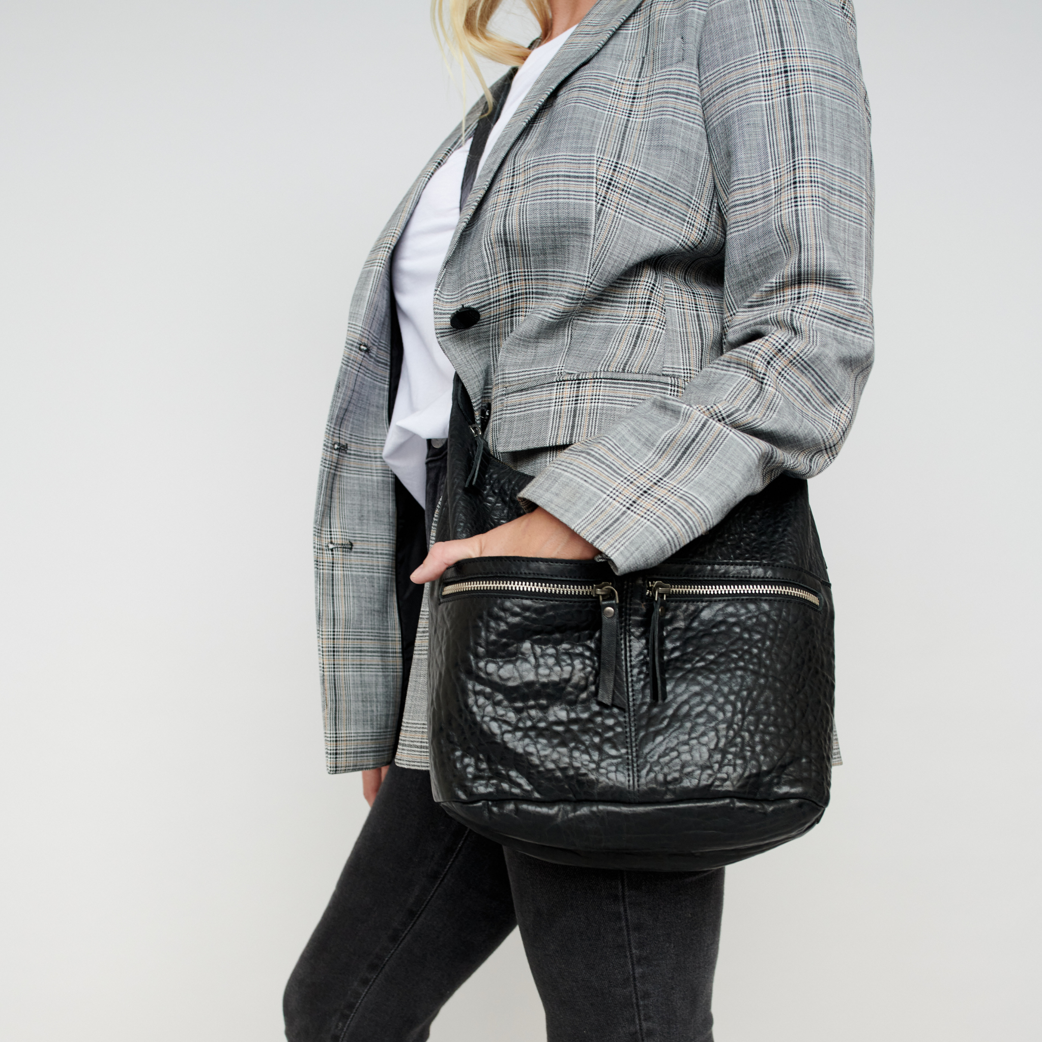 Gita Leather Crossbody/Shoulder Bag